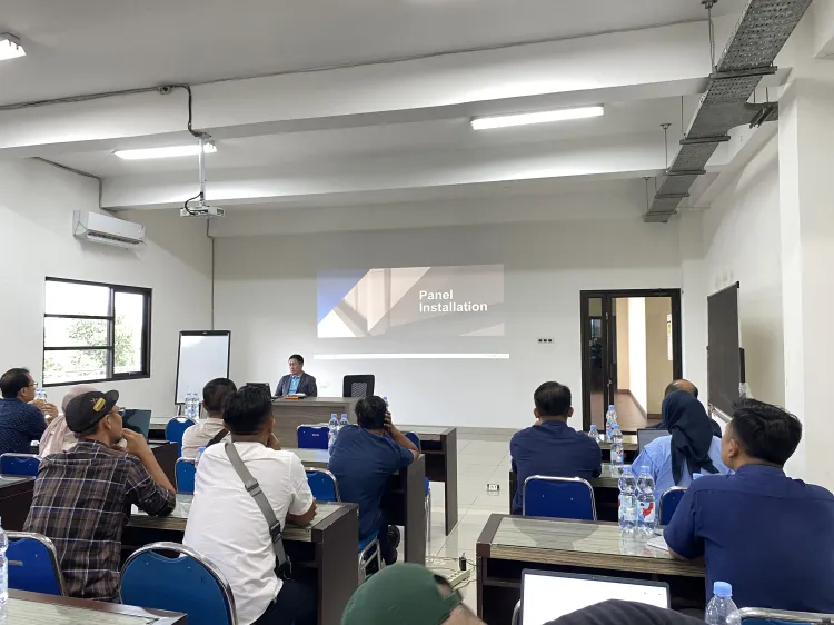 Training Instalasi Wall Panel Nichiha oleh Tim Nichiha Jepang